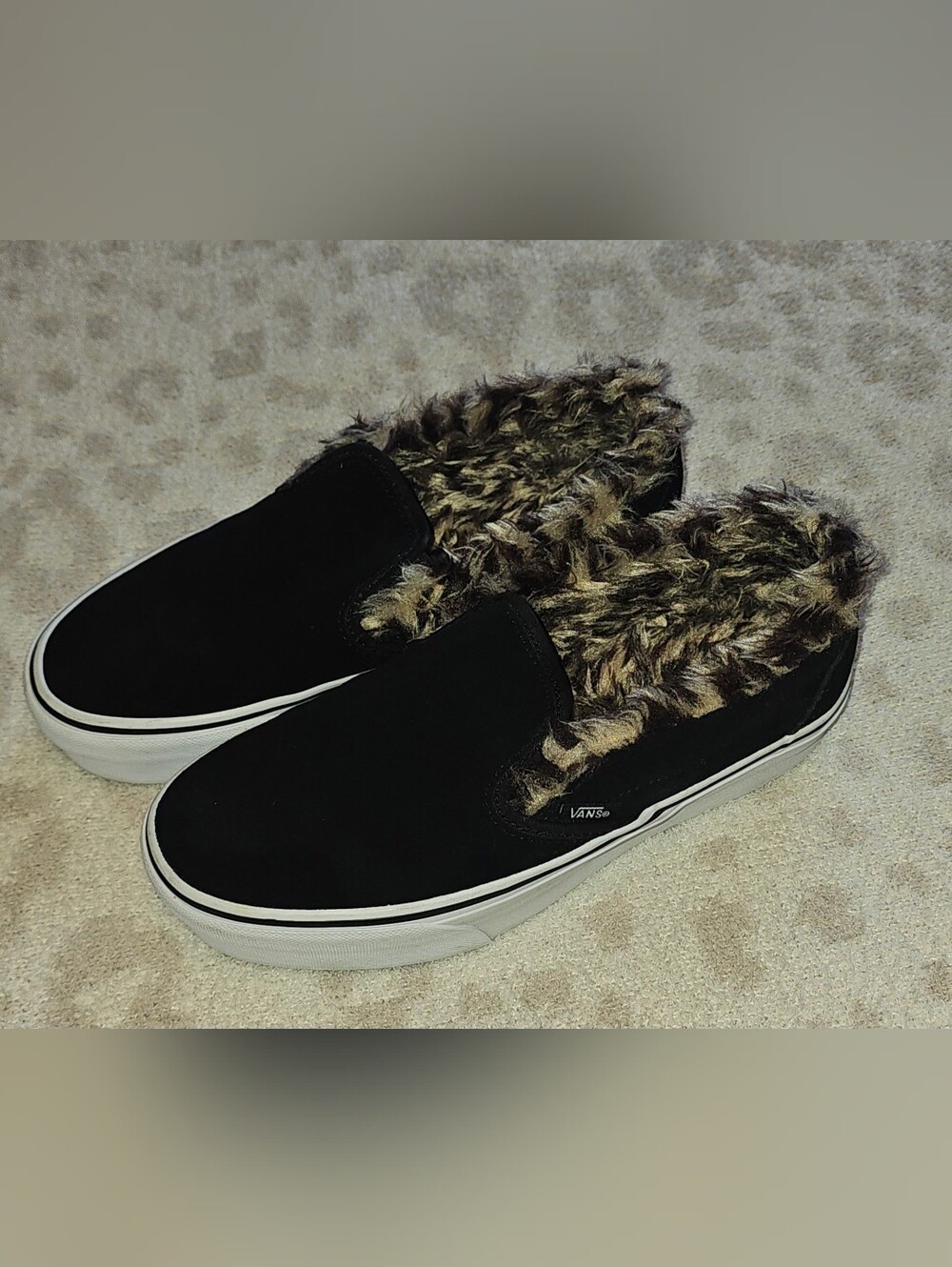 Vans Black Platform Slip-On Sneakers with Leapord Faux Fur Lining